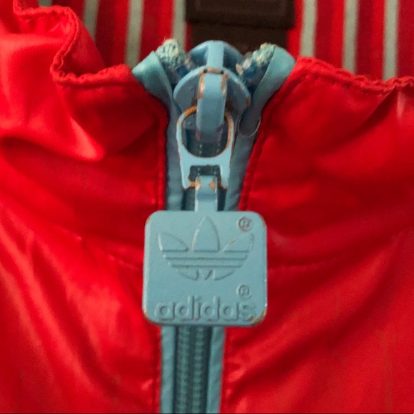 🔥VTG ADIDAS STRIPED WINDBREAKER W/HOOD🔥 - Picture 3 of 7